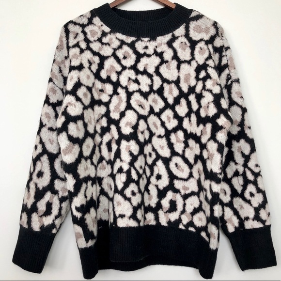 Vince Camuto Animal Print Oversized 
